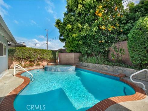 19922  Gloucester  , Huntington Beach, CA