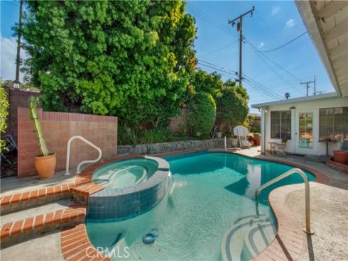 19922  Gloucester  , Huntington Beach, CA