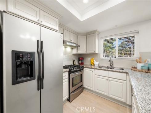 4561  Warner  101  Avenue, Huntington Beach, CA