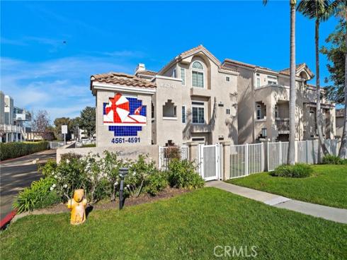 4561  Warner  101  Avenue, Huntington Beach, CA