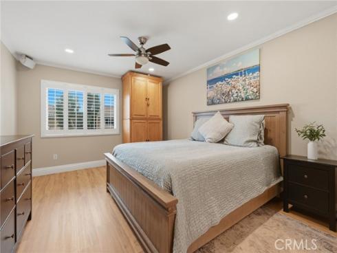 7906  Seawall  , Huntington Beach, CA