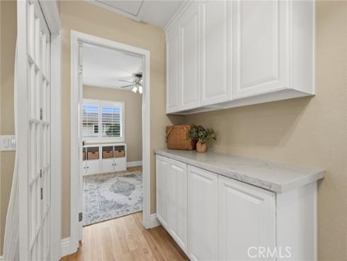 7906  Seawall  , Huntington Beach, CA