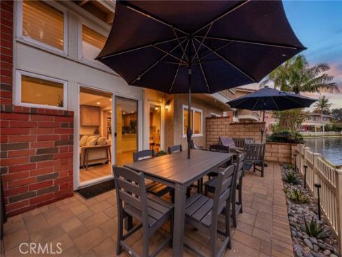 7906  Seawall  , Huntington Beach, CA