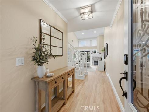 7906  Seawall  , Huntington Beach, CA