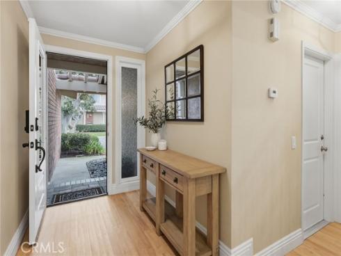 7906  Seawall  , Huntington Beach, CA