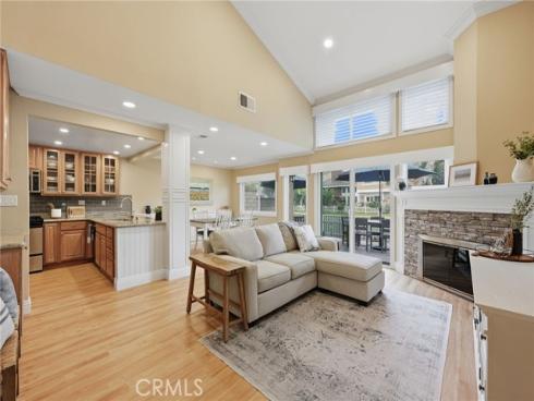 7906  Seawall  , Huntington Beach, CA