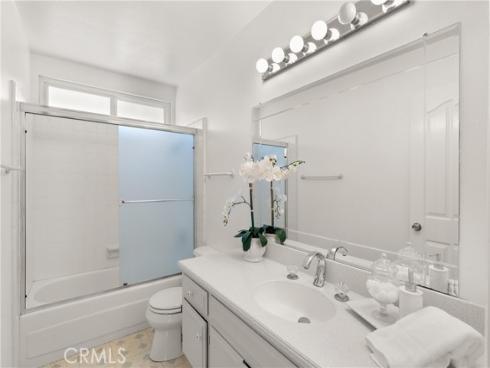 21941  Oceanview   Lane, Huntington Beach, CA