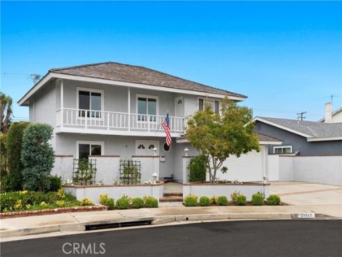 21941  Oceanview   Lane, Huntington Beach, CA