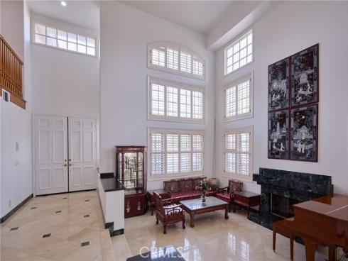 18662  Jockey   Circle, Huntington Beach, CA