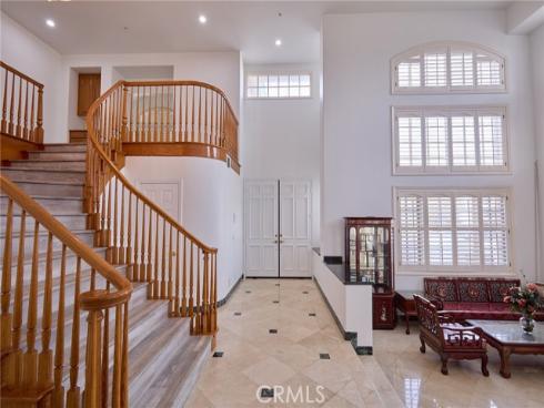 18662  Jockey   Circle, Huntington Beach, CA