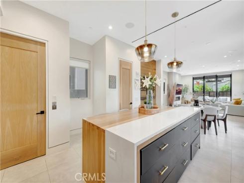 620  Huntington Street  , Huntington Beach, CA