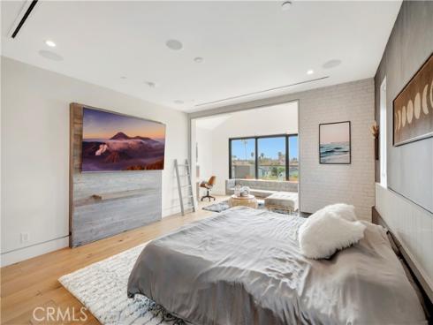 620  Huntington Street  , Huntington Beach, CA