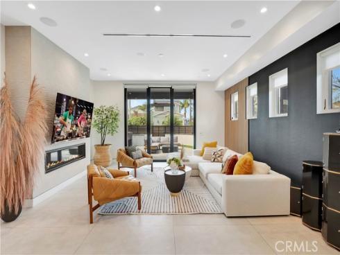 620  Huntington Street  , Huntington Beach, CA