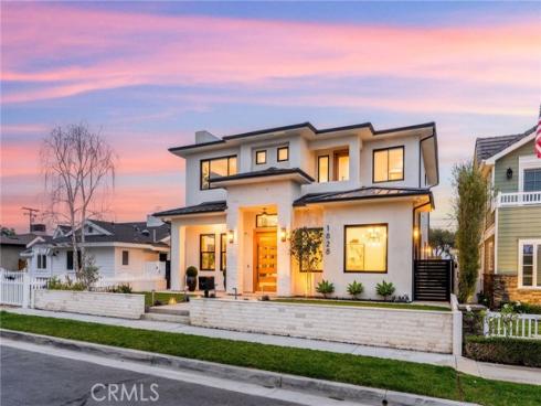 1828 Pine Street, Huntington Beach, CA