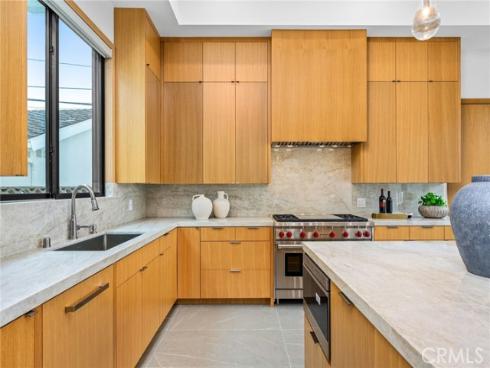 1828 Pine Street, Huntington Beach, CA