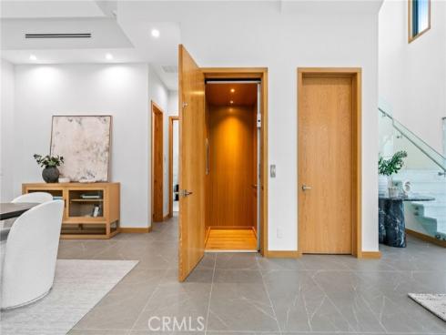 1828 Pine Street, Huntington Beach, CA