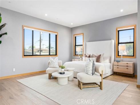 1828 Pine Street, Huntington Beach, CA