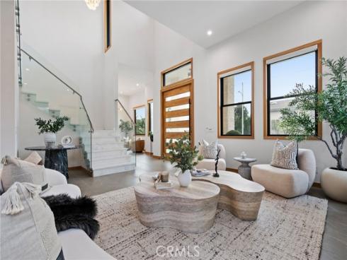 1828 Pine Street, Huntington Beach, CA