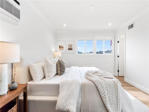 5281  Meadowlark  , Huntington Beach, CA