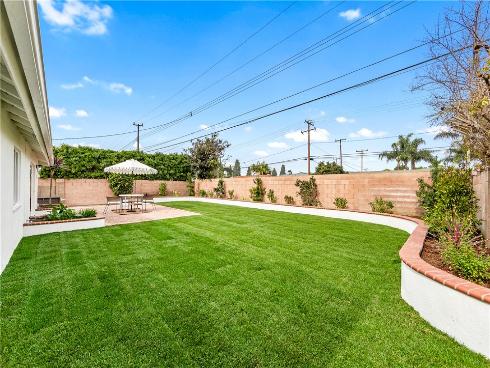 5281  Meadowlark  , Huntington Beach, CA