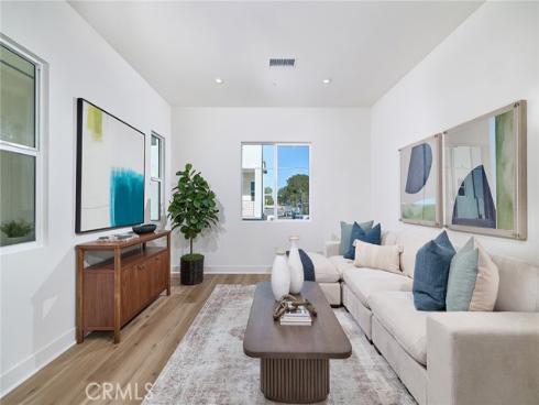 7268 Ellington Drive, Huntington Beach, CA