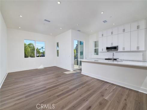 7268  Aura   Circle, Huntington Beach, CA