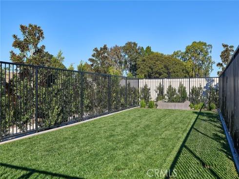 7268  Aura   Circle, Huntington Beach, CA