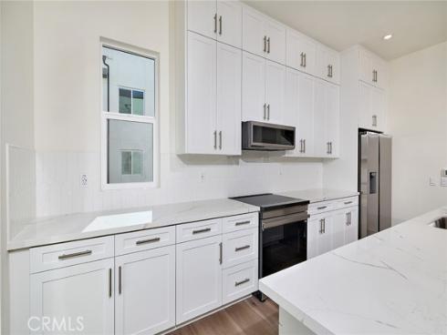 7268  Aura   Circle, Huntington Beach, CA