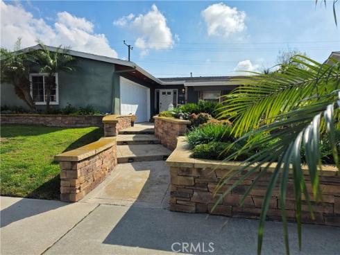 7822  Rhine  , Huntington Beach, CA