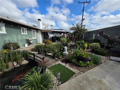 7822  Rhine  , Huntington Beach, CA