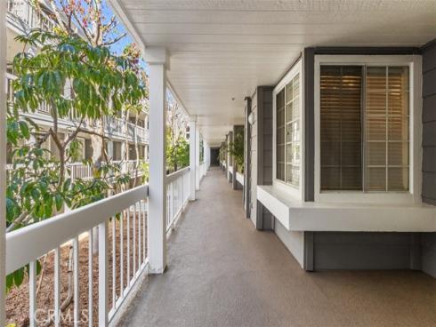 20331  Bluffside  A216  Circle, Huntington Beach, CA