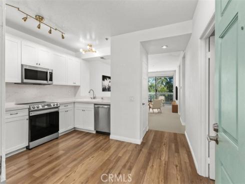 20331  Bluffside  A216  Circle, Huntington Beach, CA