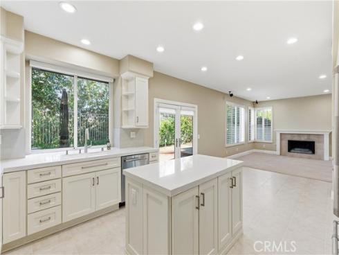 18665  Ambrose  , Huntington Beach, CA