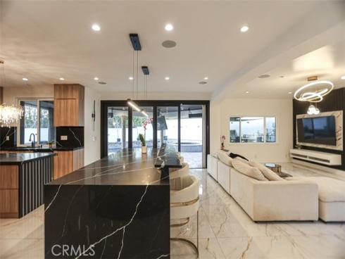 6525  Fremont  , Huntington Beach, CA