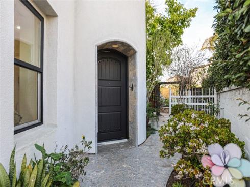 6525  Fremont  , Huntington Beach, CA