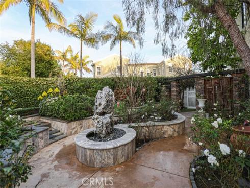 6525  Fremont  , Huntington Beach, CA