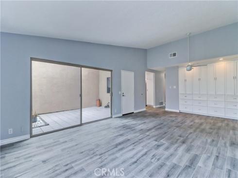 8566  Sierra  911-C , Huntington Beach, CA