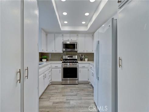 8566  Sierra  911-C , Huntington Beach, CA