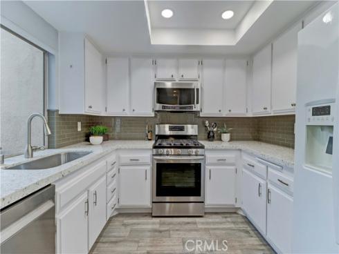 8566  Sierra  911-C , Huntington Beach, CA