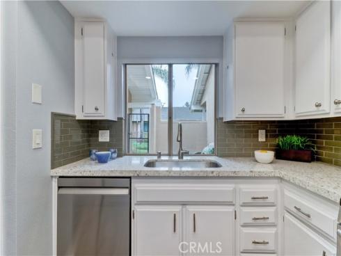 8566  Sierra  911-C , Huntington Beach, CA