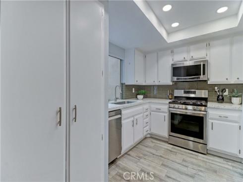 8566  Sierra  911-C , Huntington Beach, CA