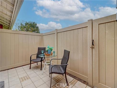 8566  Sierra  911-C , Huntington Beach, CA