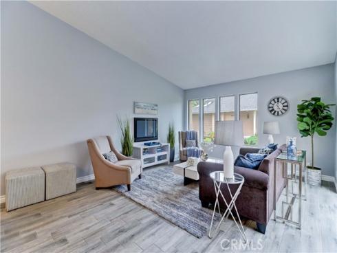 8566  Sierra  911-C , Huntington Beach, CA