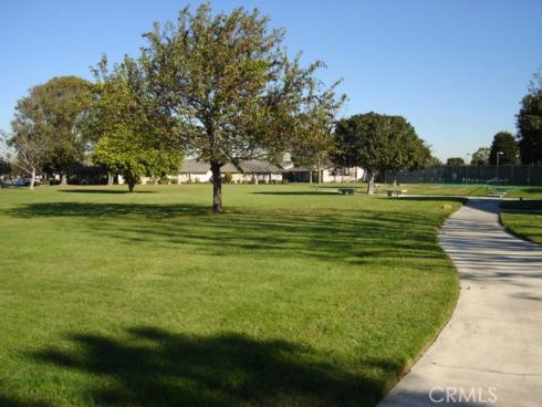 8566  Sierra  911-C , Huntington Beach, CA