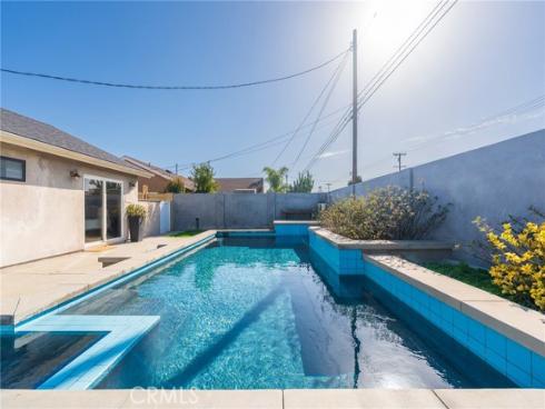 17761  Still Harbor   Lane, Huntington Beach, CA