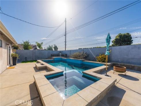 17761  Still Harbor   Lane, Huntington Beach, CA