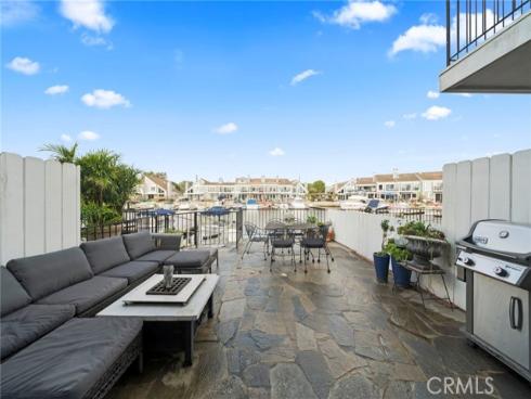3889  Aruba  , Huntington Beach, CA