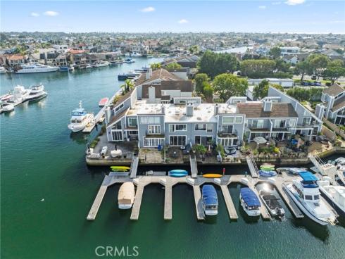 3889  Aruba  , Huntington Beach, CA