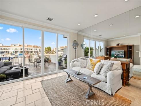 3889  Aruba  , Huntington Beach, CA