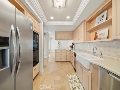 3889  Aruba  , Huntington Beach, CA